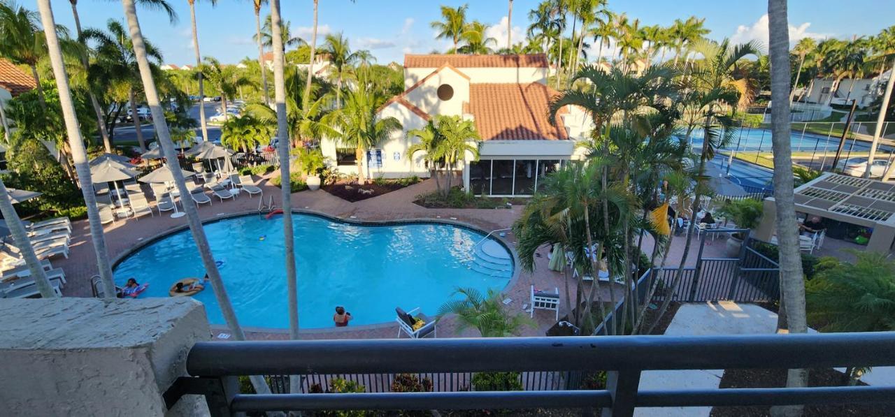 Dharma Home Suites Dania Beach At Sheridan Ocean Club ภายนอก รูปภาพ