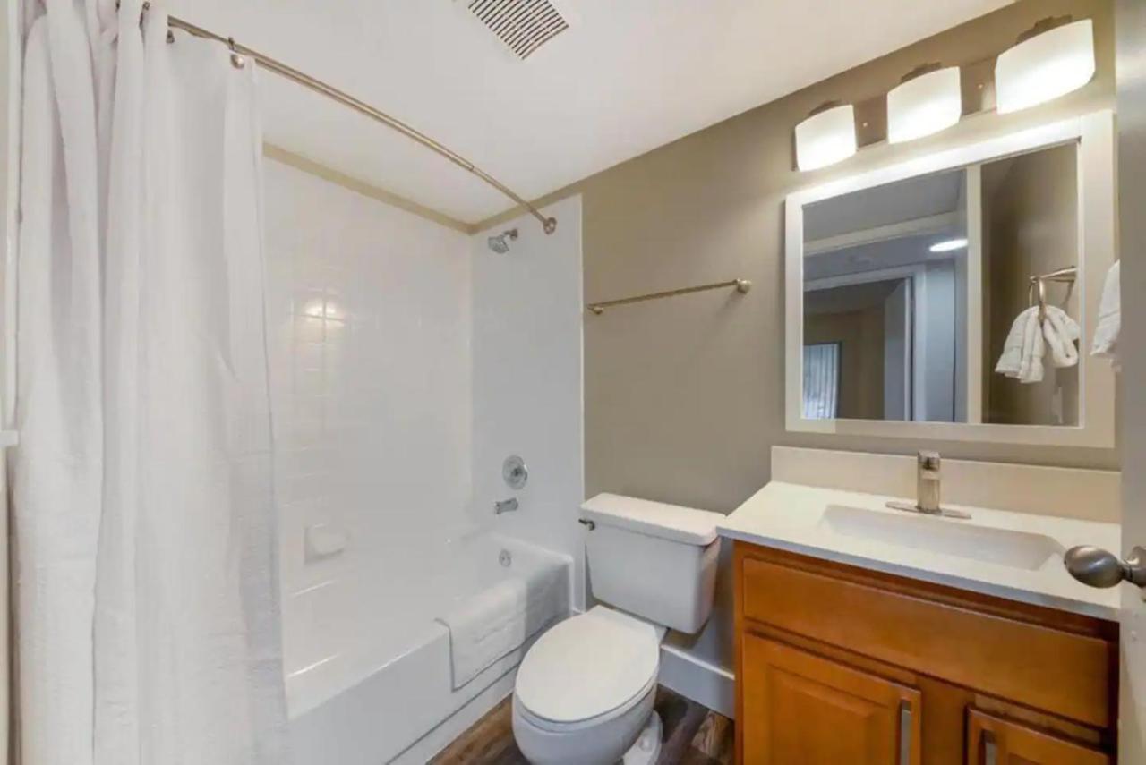 Dharma Home Suites Dania Beach At Sheridan Ocean Club ภายนอก รูปภาพ