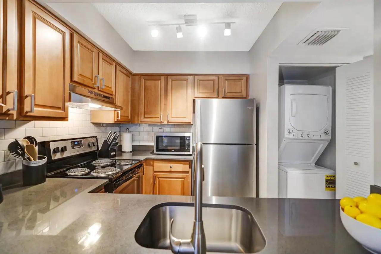 Dharma Home Suites Dania Beach At Sheridan Ocean Club ภายนอก รูปภาพ