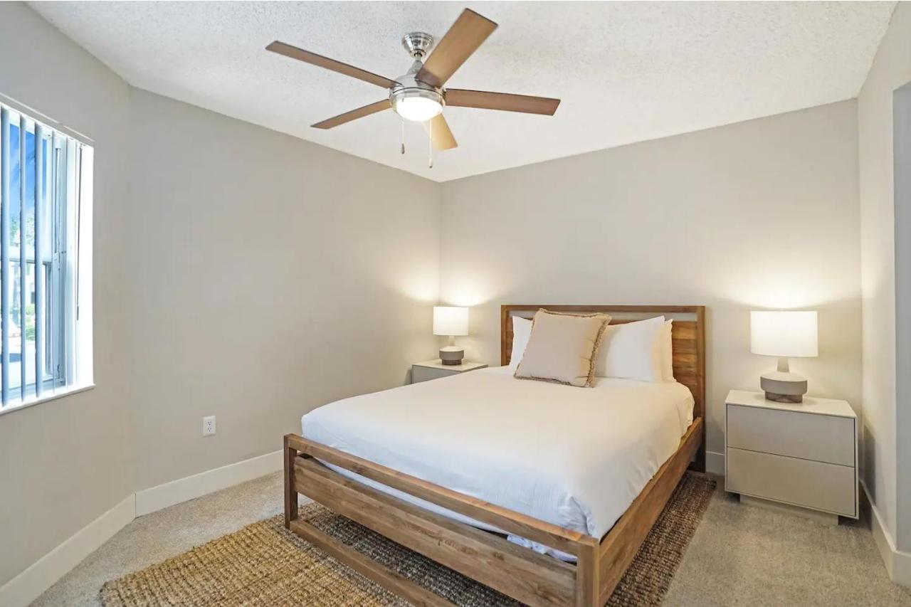 Dharma Home Suites Dania Beach At Sheridan Ocean Club ภายนอก รูปภาพ