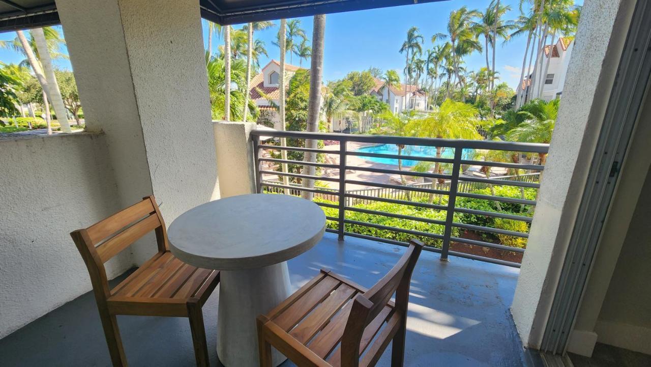 Dharma Home Suites Dania Beach At Sheridan Ocean Club ภายนอก รูปภาพ