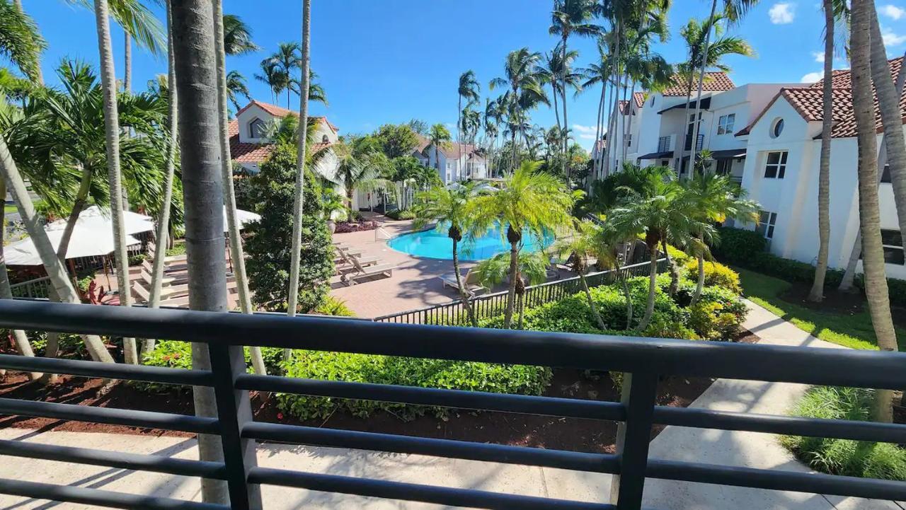 Dharma Home Suites Dania Beach At Sheridan Ocean Club ภายนอก รูปภาพ