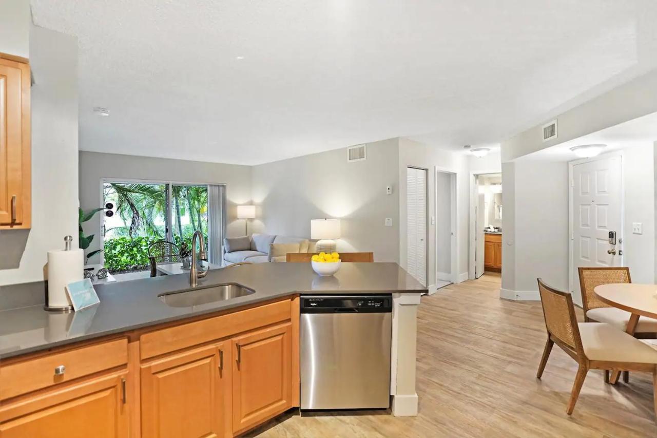 Dharma Home Suites Dania Beach At Sheridan Ocean Club ภายนอก รูปภาพ